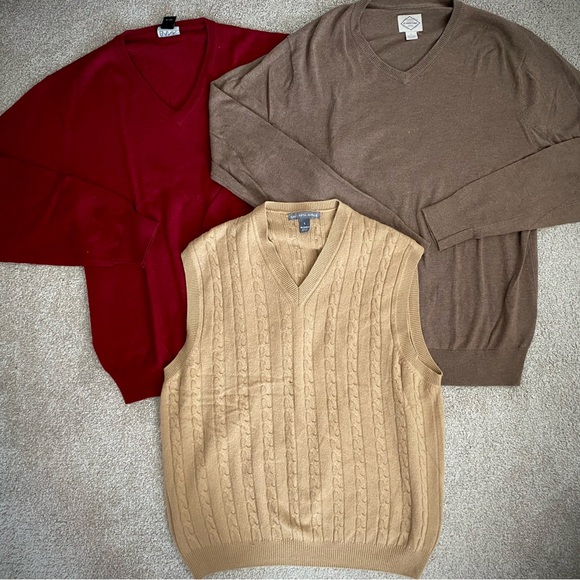 Saks Fifth Avenue Sweaters - Vintage Women’s Large Sweaters & Vest 100% Cashmere Merino Wool Designer Authent